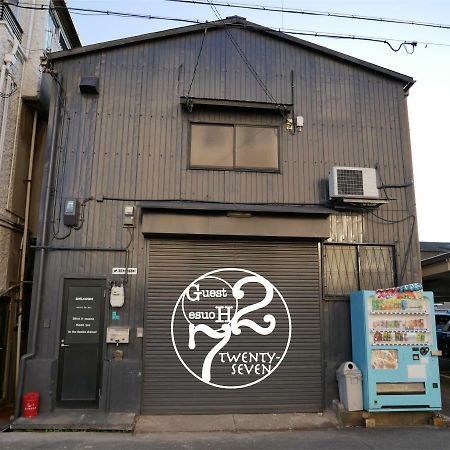 Guest House Twenty-Seven 27 Osaka Esterno foto